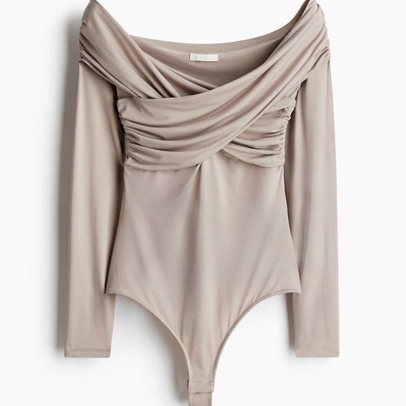 H&M Light Tan Bodysuit - Picture 1 of 3